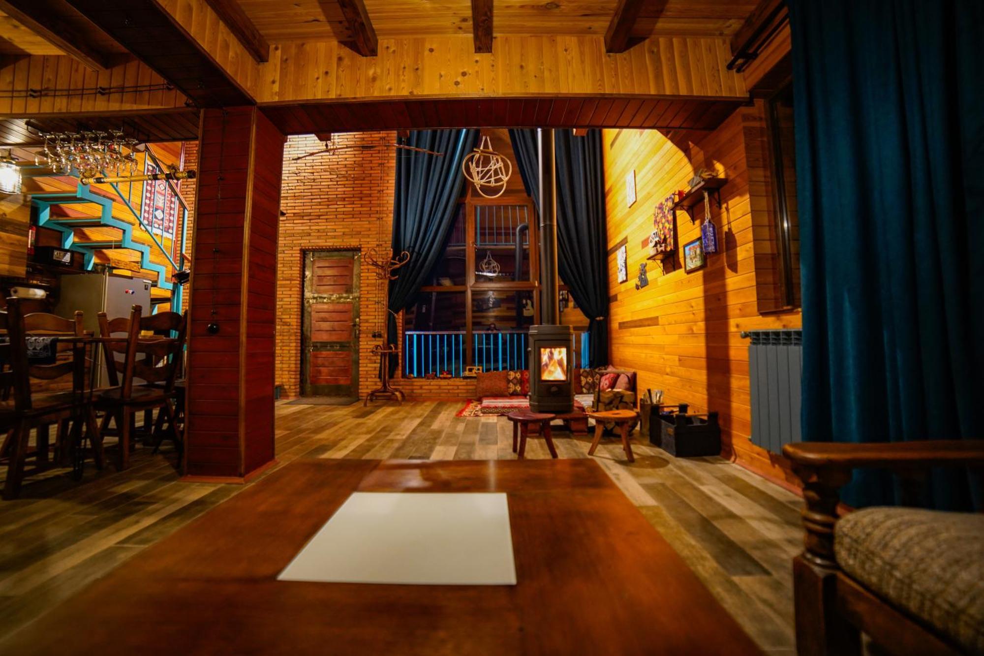 Sakudela Lodge *